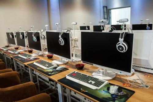 新開網咖準備裝修要注意什么？